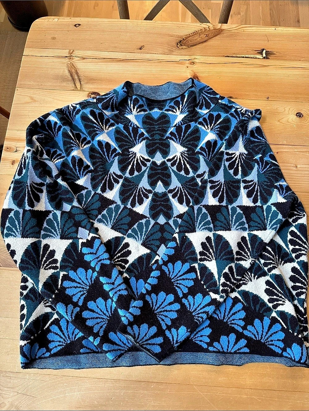 Maeve The Carys Mock-Neck Sweater Blue & Black Medium